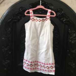 Old Navy size 5 embroidered dress. New with tags